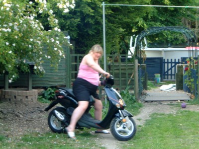 Kim still on Bens Scooter